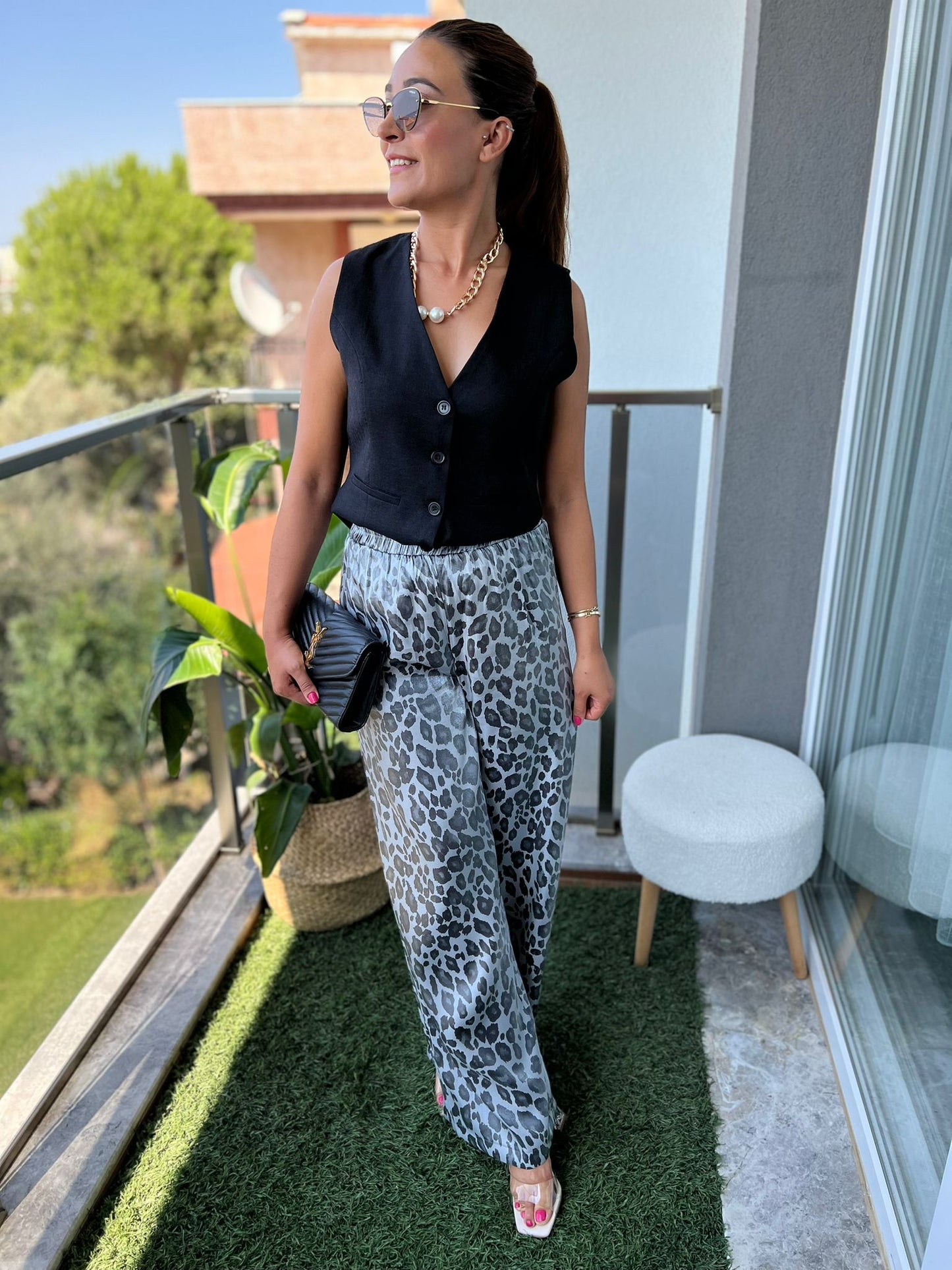 Beli Lastikli Saten Leopar Pantolon