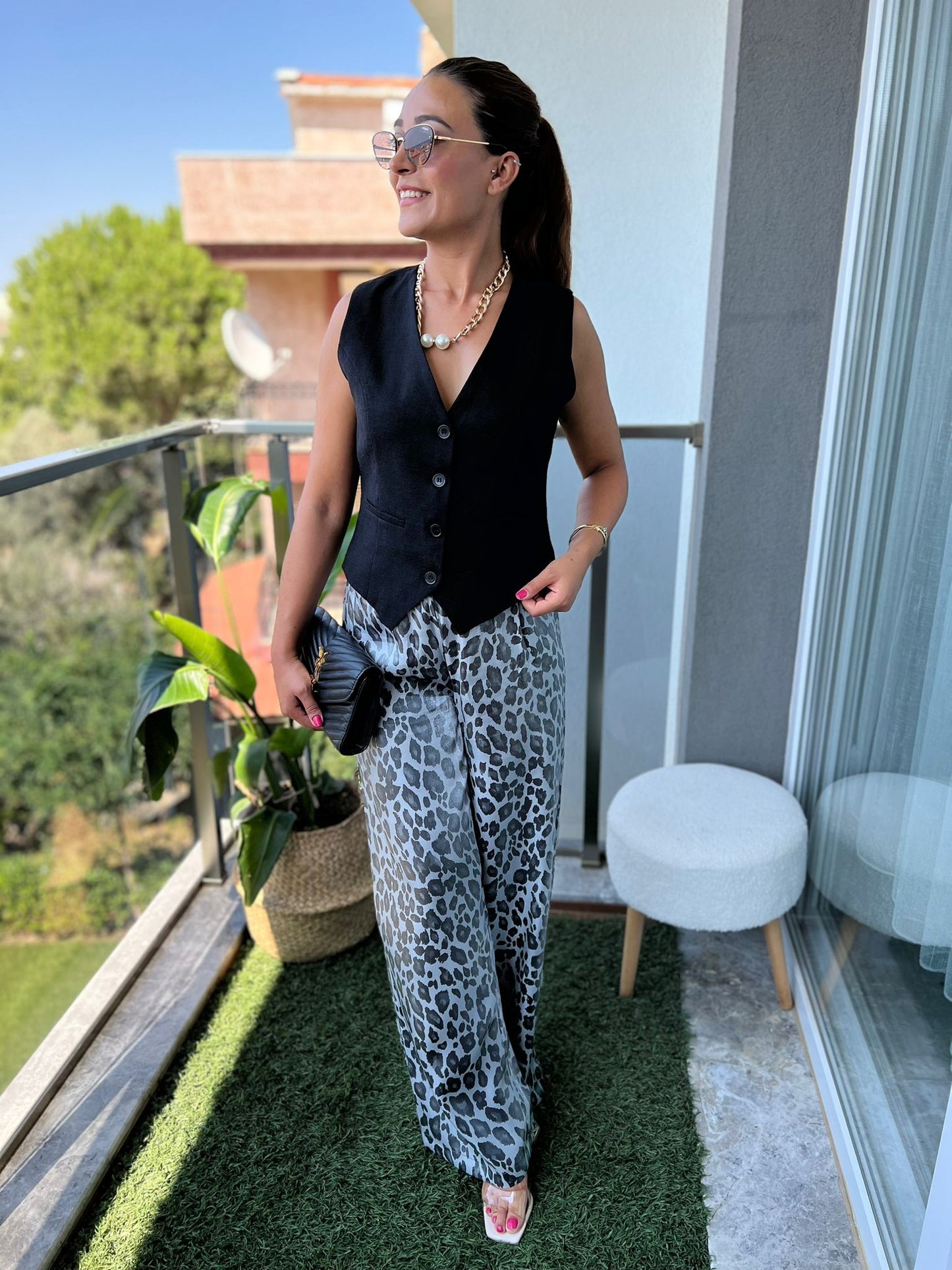 Beli Lastikli Saten Leopar Pantolon