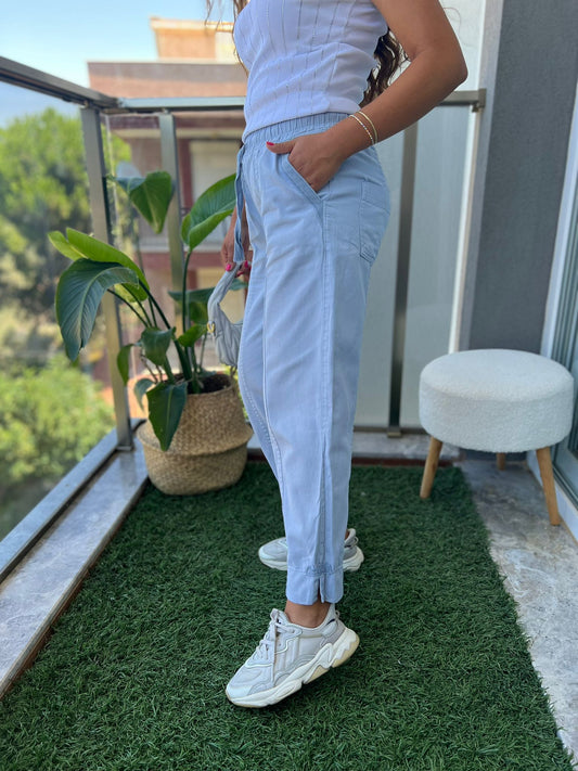 Bel Lastikli Paça Detaylı Gabardin Pantolon